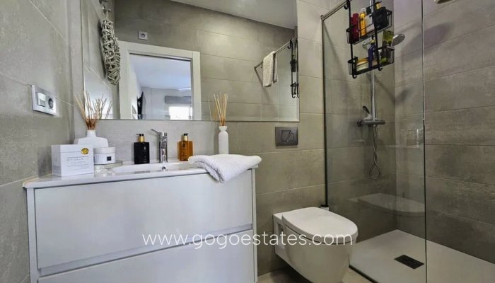 Te koop - Huis - Vrijstaande Villa - Orihuela - Villamartin