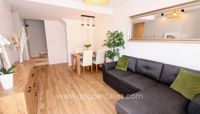 Te koop - Huis - Stadswoning - Orihuela - Punta Prima