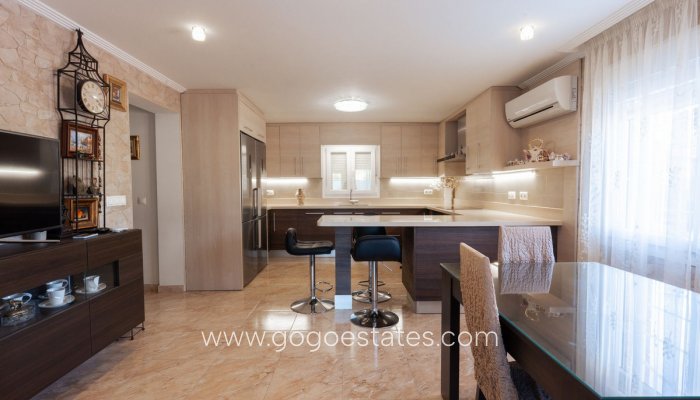 Te koop - Huis - Vrijstaande Villa - Orihuela - Los Balcones