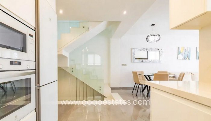 Te koop - Huis - Vrijstaande Villa - Orihuela - Los Balcones