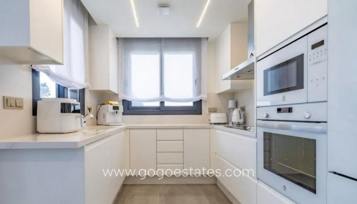 Te koop - Huis - Vrijstaande Villa - Orihuela - Los Balcones