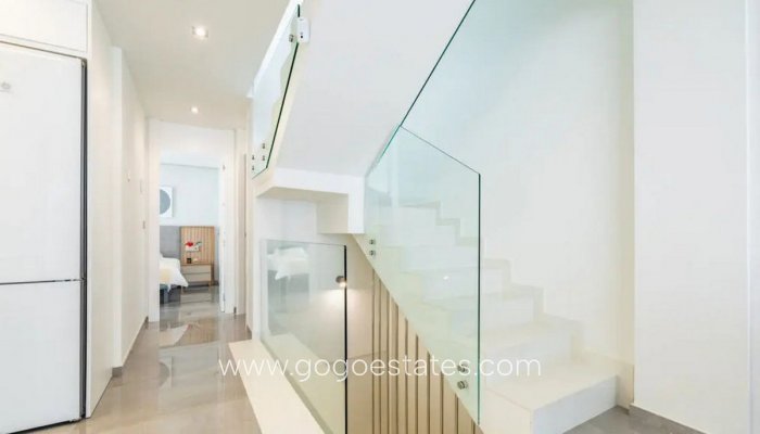 Te koop - Huis - Vrijstaande Villa - Orihuela - Los Balcones