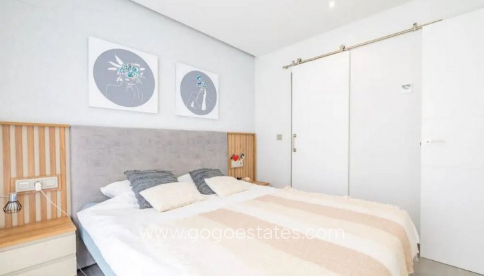 Te koop - Huis - Vrijstaande Villa - Orihuela - Los Balcones