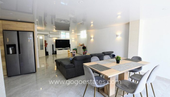 Te koop - Huis - Vrijstaande Villa - Orihuela - Los Altos