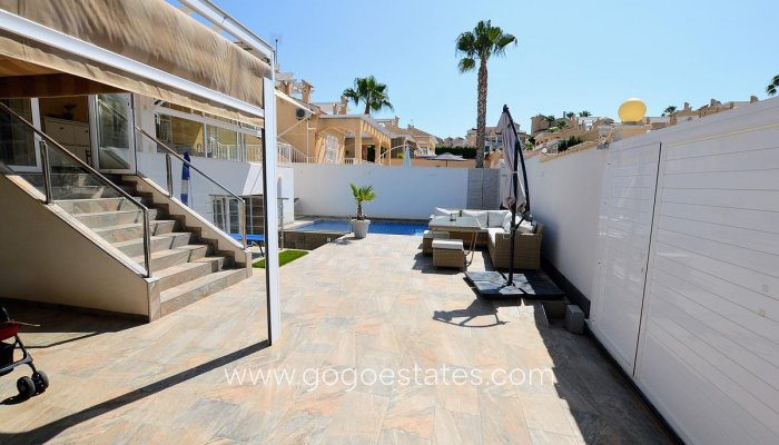 Te koop - Huis - Vrijstaande Villa - Orihuela - Los Altos