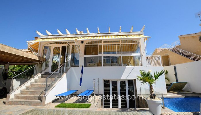 Te koop - Huis - Vrijstaande Villa - Orihuela - Los Altos