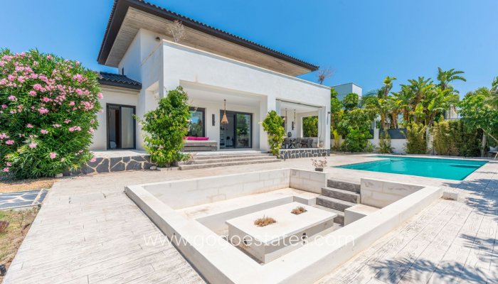 Te koop - Huis - Vrijstaande Villa - Villena - San Juan