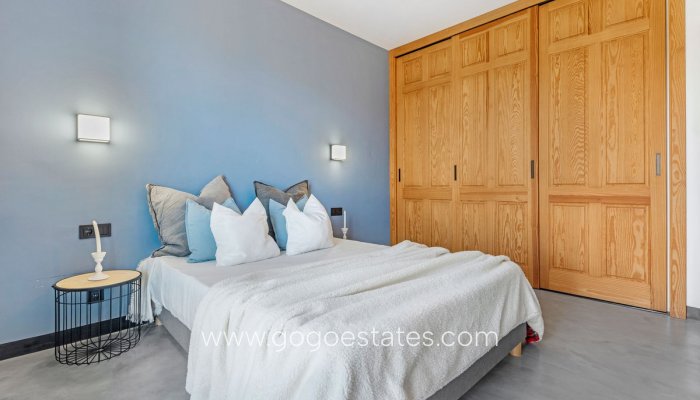 Te koop - Huis - Vrijstaande Villa - Villena - San Juan