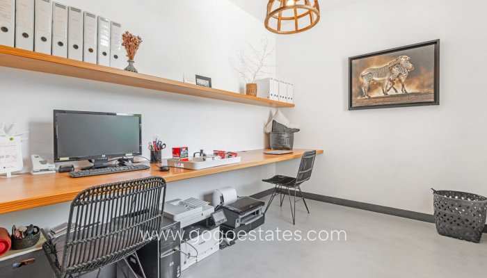 Te koop - Huis - Vrijstaande Villa - Villena - San Juan