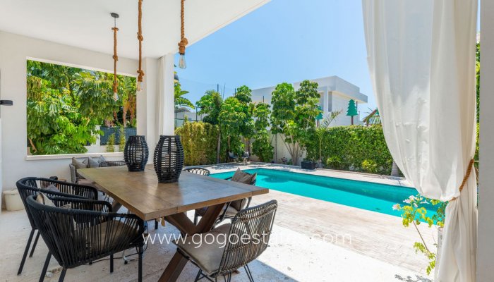 Te koop - Huis - Vrijstaande Villa - Villena - San Juan