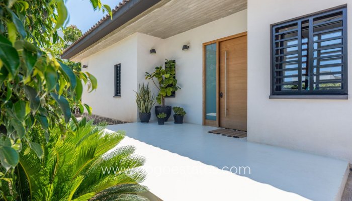 Te koop - Huis - Vrijstaande Villa - Villena - San Juan