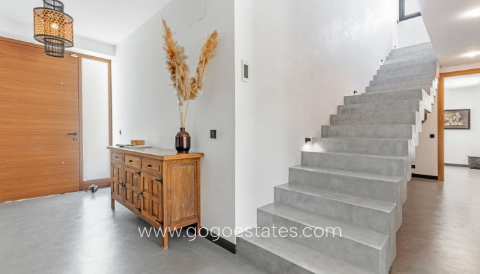 Te koop - Huis - Vrijstaande Villa - Villena - San Juan