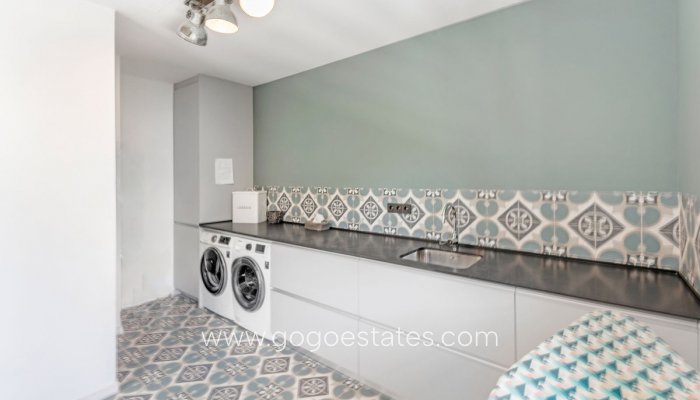 Te koop - Huis - Vrijstaande Villa - Villena - San Juan