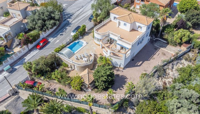 Te koop - Huis - Vrijstaande Villa - Campello - El Campello - Campello - El Campello Centro