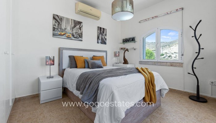 Te koop - Huis - Vrijstaande Villa - Campello - El Campello - Campello - El Campello Centro