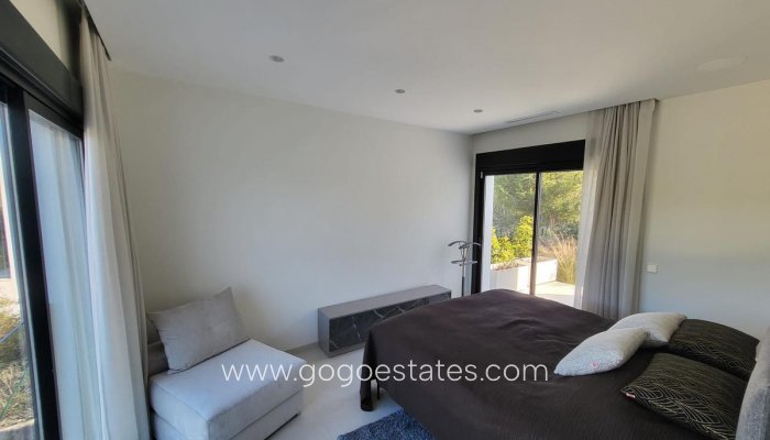 Te koop - Huis - Vrijstaande Villa - Orihuela - Orihuela Costa