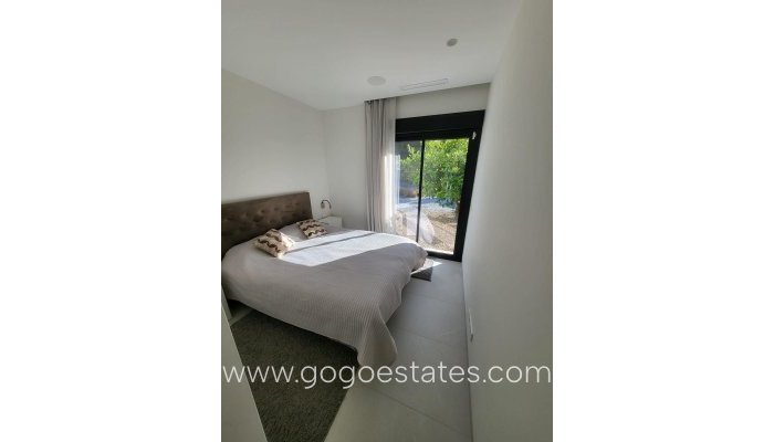 Te koop - Huis - Vrijstaande Villa - Orihuela - Orihuela Costa