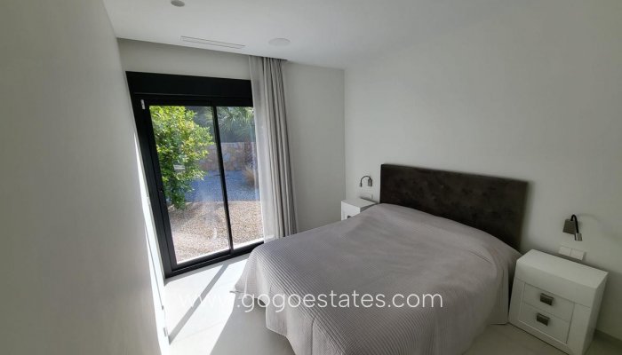 Te koop - Huis - Vrijstaande Villa - Orihuela - Orihuela Costa