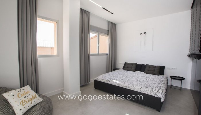 Te koop - Appartement - Appartement op de bovenste verdieping - Altea - Altea Centro