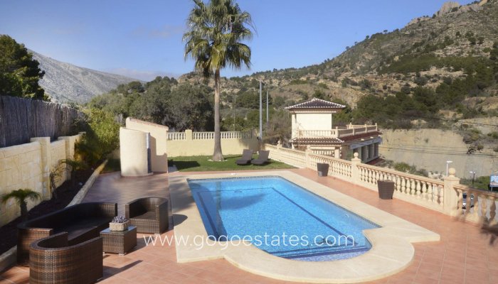 Te koop - Huis - Vrijstaande Villa - Calpe - Calpe Centro