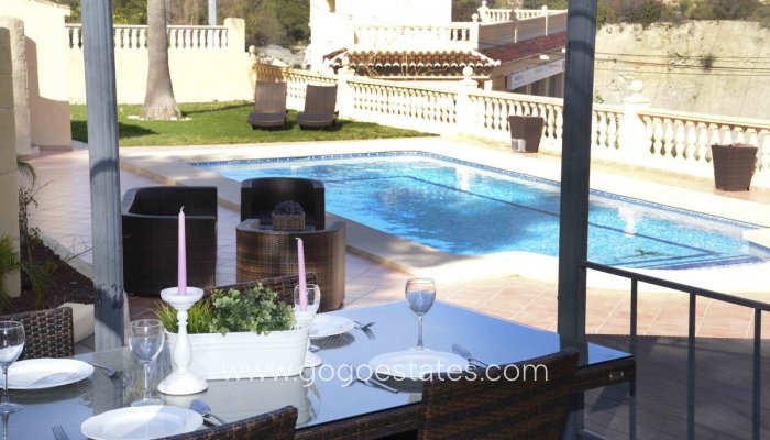 Te koop - Huis - Vrijstaande Villa - Calpe - Calpe Centro