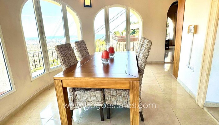 Te koop - Huis - Vrijstaande Villa - Calpe - Calpe Centro