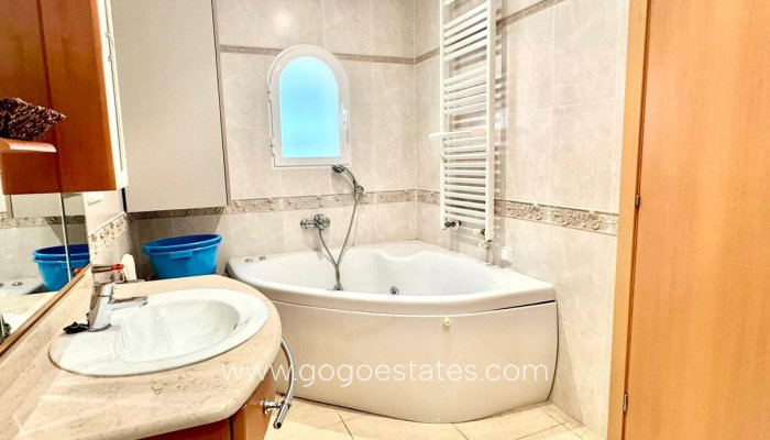 Te koop - Huis - Vrijstaande Villa - Calpe - Calpe Centro