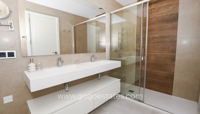 Te koop - Appartement - Appartement op de middelste verdieping - Benidorm - Benidorm Centro