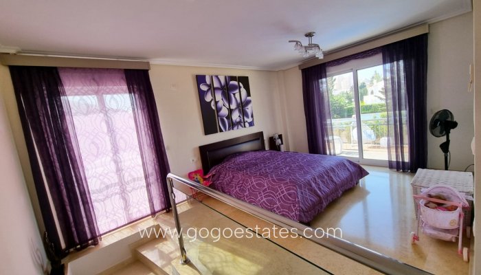 Te koop - Huis - Vrijstaande Villa - Torrevieja - La Mata