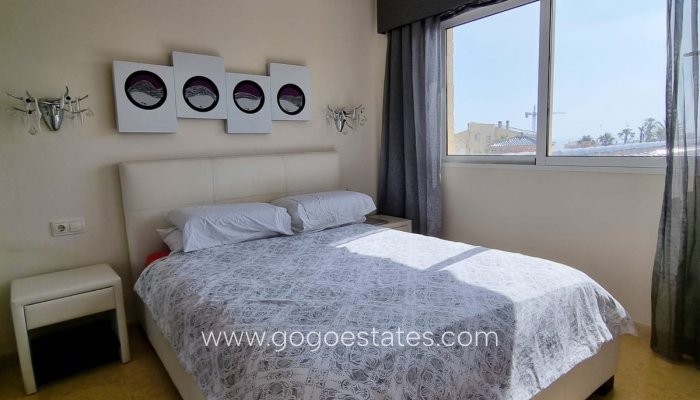 Te koop - Huis - Vrijstaande Villa - Torrevieja - La Mata