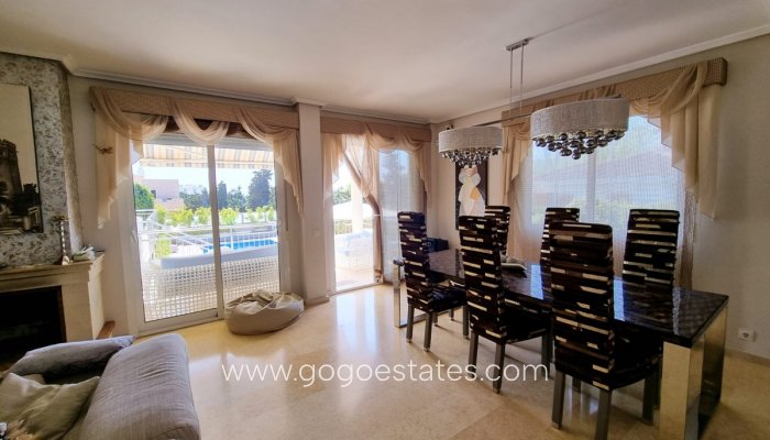 Te koop - Huis - Vrijstaande Villa - Torrevieja - La Mata
