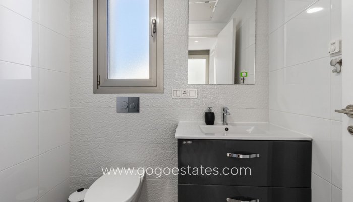 Te koop - Huis - Vrijstaande Villa - Orihuela - Villamartin