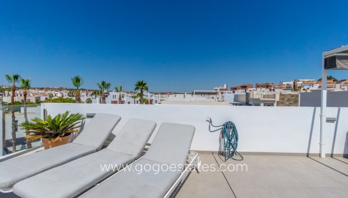 Te koop - Huis - Vrijstaande Villa - Orihuela - Villamartin