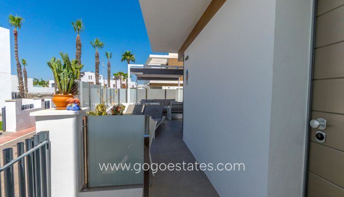 Te koop - Huis - Vrijstaande Villa - Orihuela - Villamartin