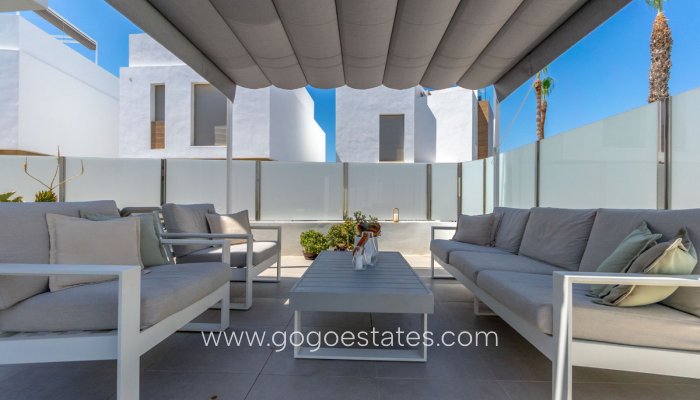 Te koop - Huis - Vrijstaande Villa - Orihuela - Villamartin