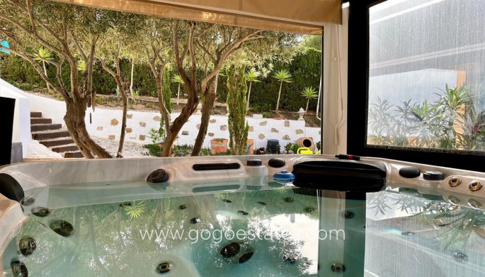 Te koop - Huis - Vrijstaande Villa - Orihuela - Villamartin