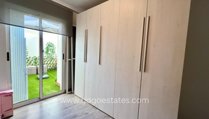 Te koop - Appartement - Appartement op de middelste verdieping - Torrevieja - Torrevieja Centro