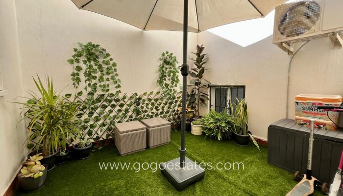 Te koop - Appartement - Appartement op de middelste verdieping - Torrevieja - Torrevieja Centro