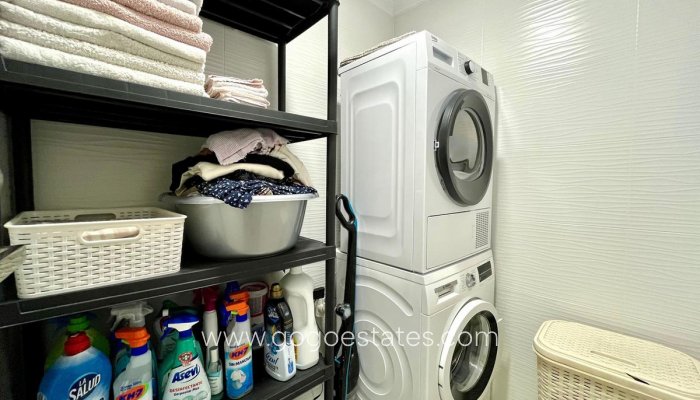 Te koop - Appartement - Appartement op de middelste verdieping - Torrevieja - Torrevieja Centro