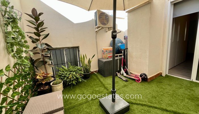 Te koop - Appartement - Appartement op de middelste verdieping - Torrevieja - Torrevieja Centro