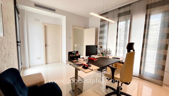 Te koop - Huis - Vrijstaande Villa - Orihuela - Dehesa de Campoamor