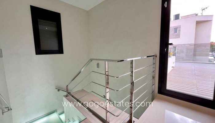 Te koop - Huis - Vrijstaande Villa - Orihuela - Dehesa de Campoamor