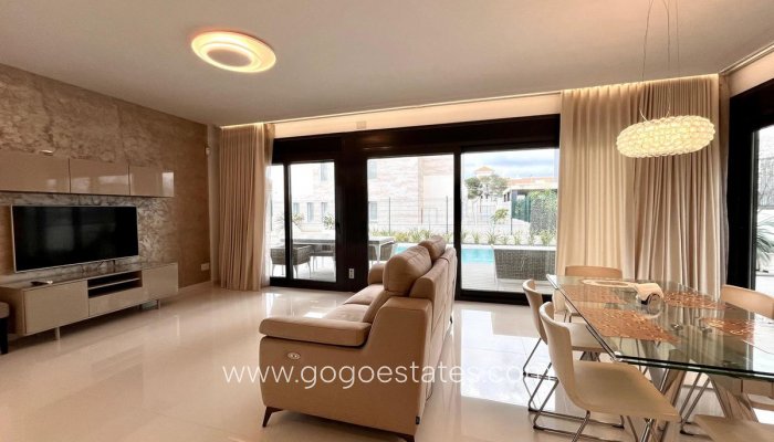 Te koop - Huis - Vrijstaande Villa - Orihuela - Dehesa de Campoamor