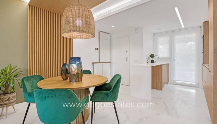 Te koop - Appartement - Begane Grond Appartement - Torrevieja - Torrevieja Centro