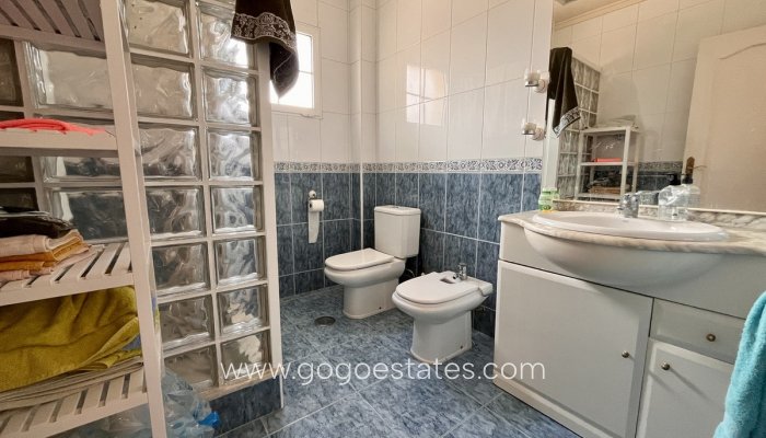 Te koop - Huis - Vrijstaande Villa - Orihuela - La Zenia