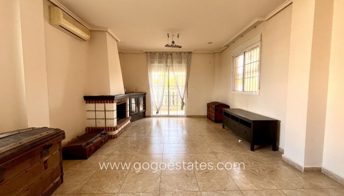 Te koop - Huis - Vrijstaande Villa - Orihuela - La Zenia