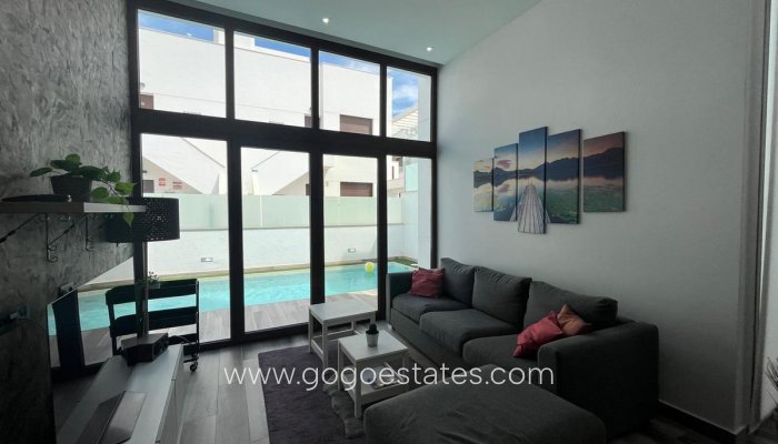 Te koop - Huis - Vrijstaande Villa - Orihuela - Los Balcones