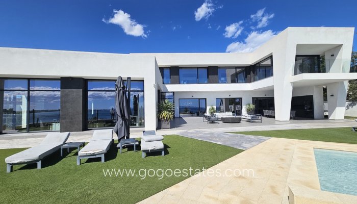 Te koop - Huis - Vrijstaande Villa - Orihuela - Cabo Roig