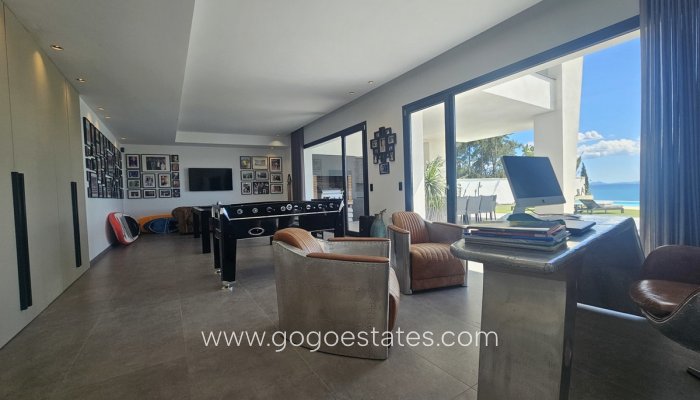 Te koop - Huis - Vrijstaande Villa - Orihuela - Cabo Roig