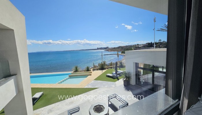 Te koop - Huis - Vrijstaande Villa - Orihuela - Cabo Roig